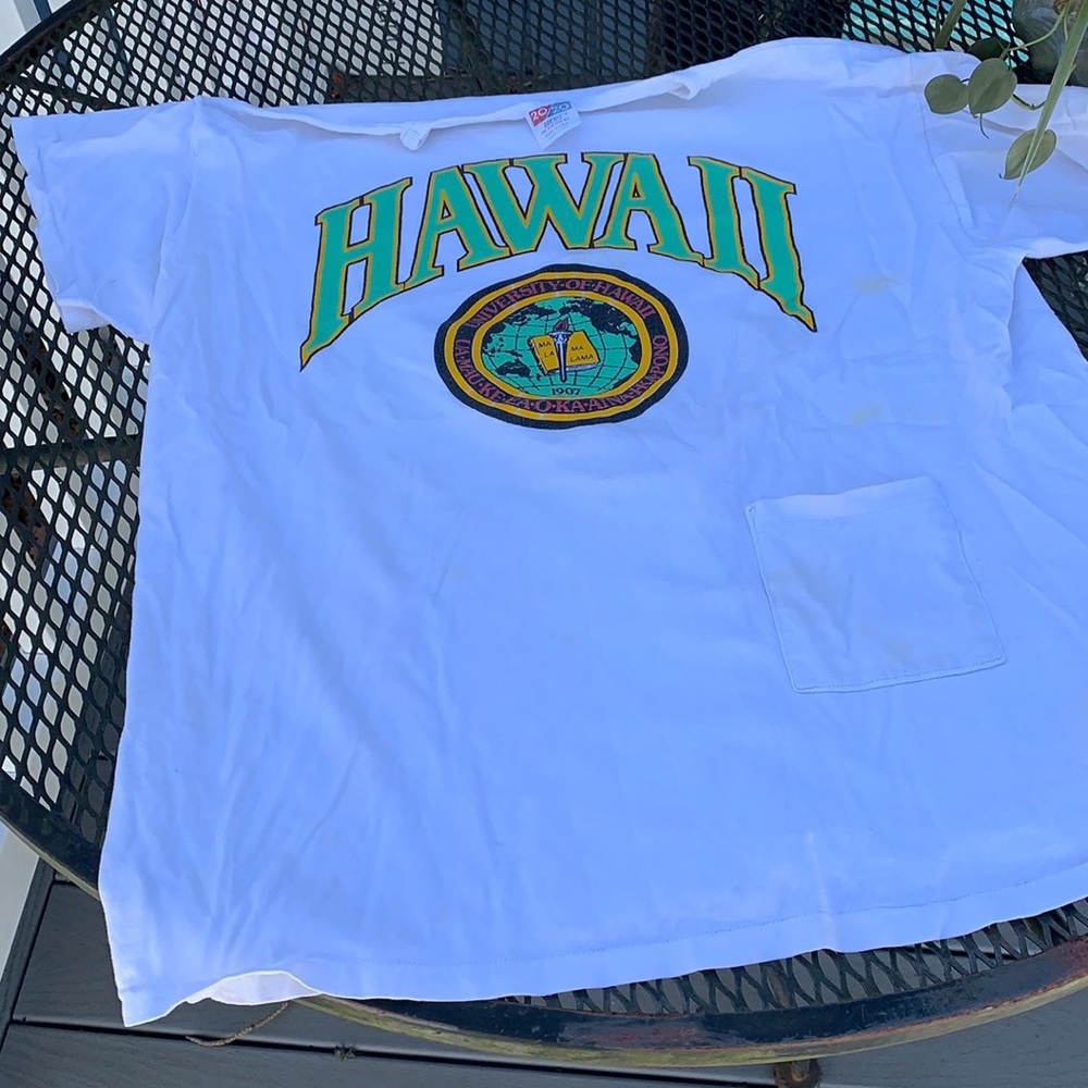 Univ of Hawaii tee